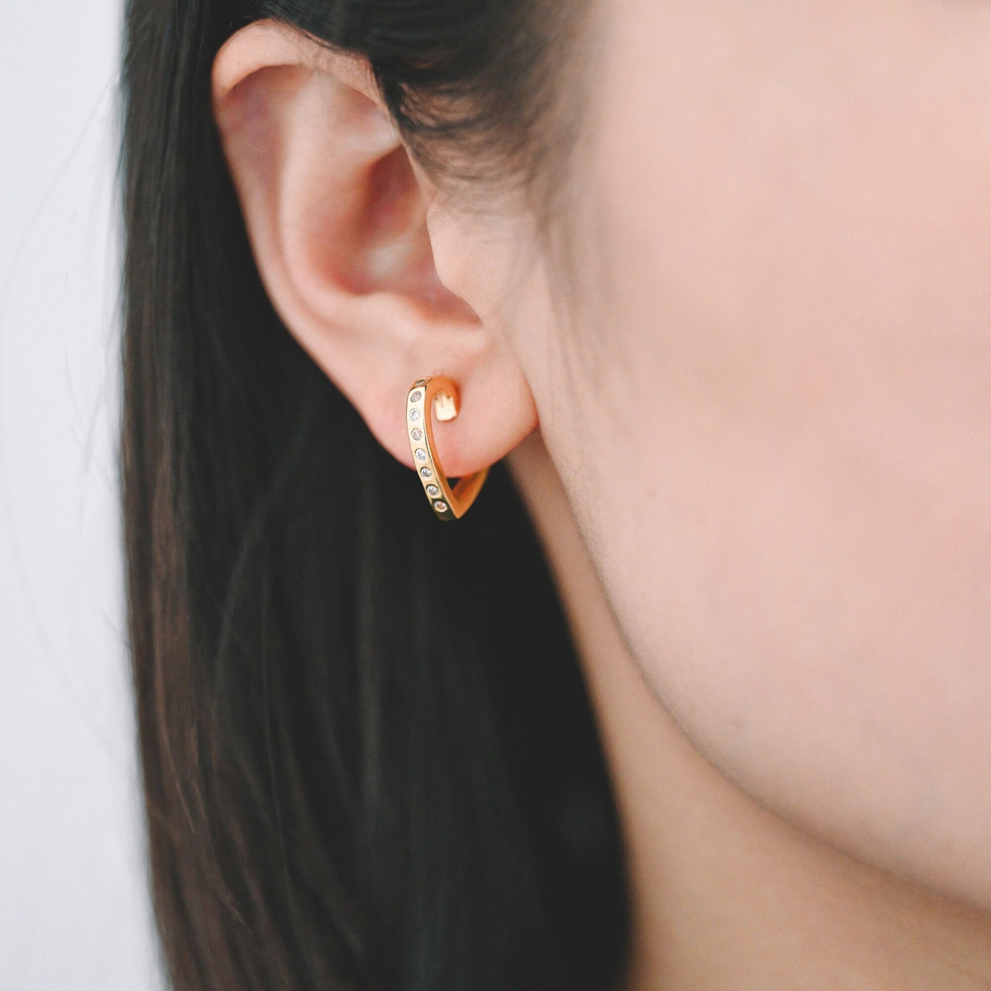 4pcs CZ Pave Heart Earrings: 18K Gold Plated Brass Huggies, 16mm (GB-2350)