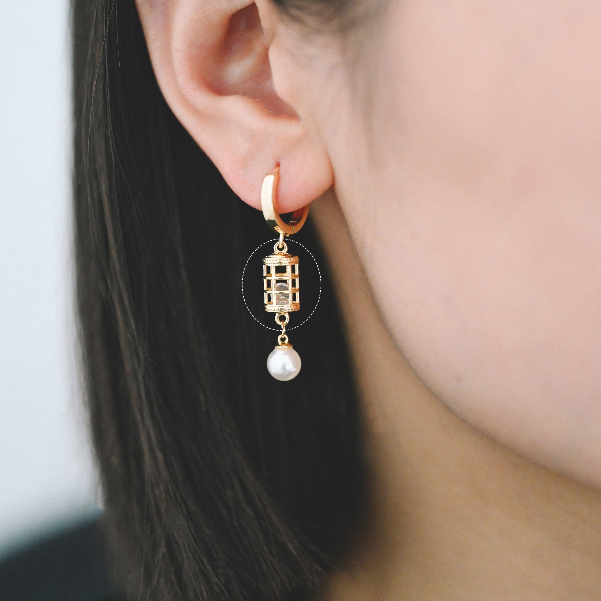 4pcs Gold Birdcage Charms with CZ Diamond Inside, 18K Gold plated Brass, 3D Cage Pendants 16x7mm (GB-2380)