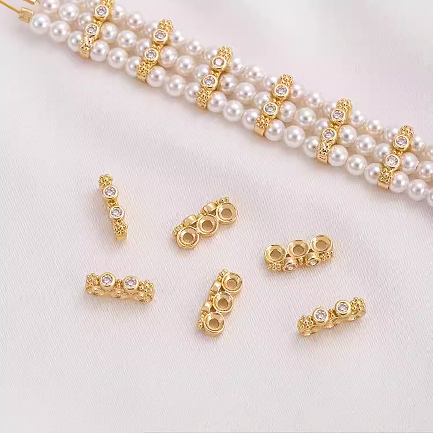 10pcs CZ Pave Gold Flower Connectors, 18K Gold plated Brass, Multi Loop Charms (GB-4428)