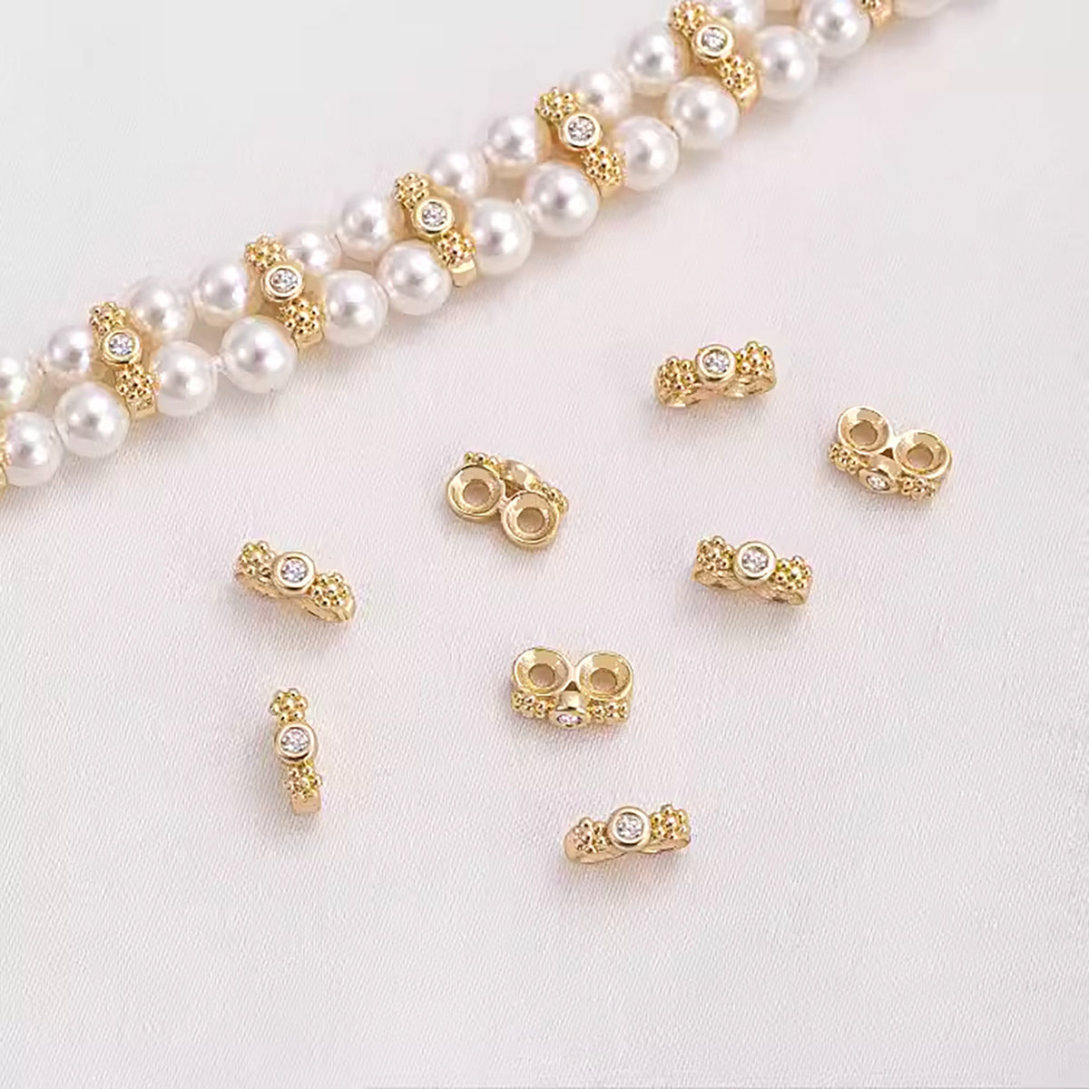 10pcs CZ Pave Gold Flower Connectors, 18K Gold plated Brass, Multi Loop Charms (GB-4428)