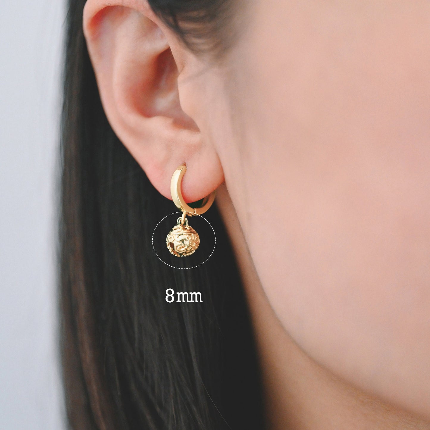 10pcs Gold Carved Star Sky Tinkle Bell, Jingle Bell, Dangle Charms Pendants (GB-2545)