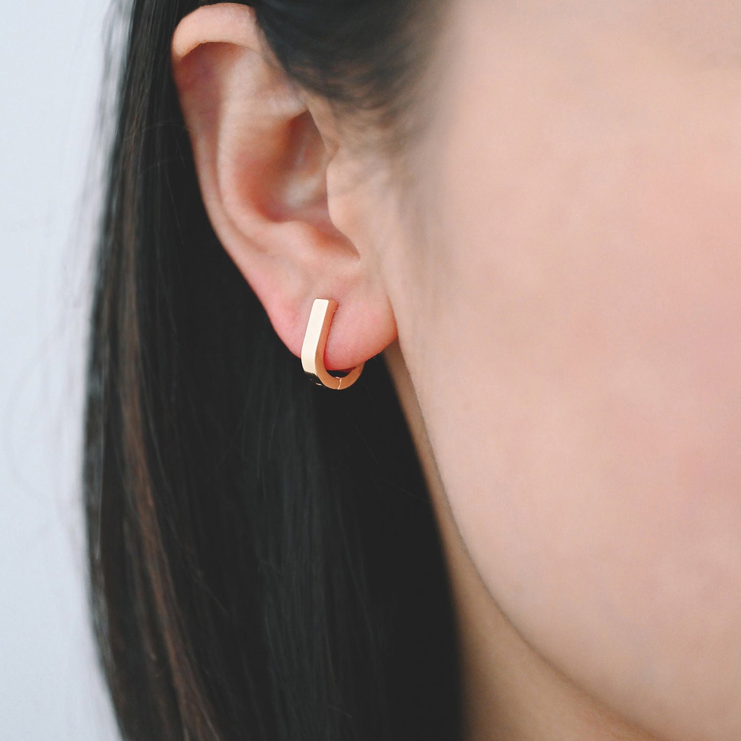 4pcs Horseshoe Huggie Earrings, 18K Gold/ Rhodium plated Stainless Steel, U-Shape Hoop Earring Components (GB-2742)