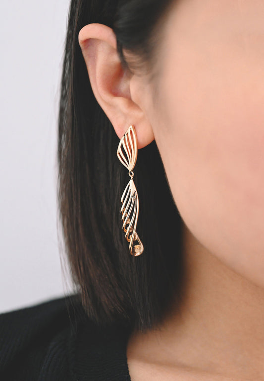 4pcs Gold Fishtail Earring With 3 Pearl Pegs, 18K Gold plated Brass Dainty Earrings (GB-2767)