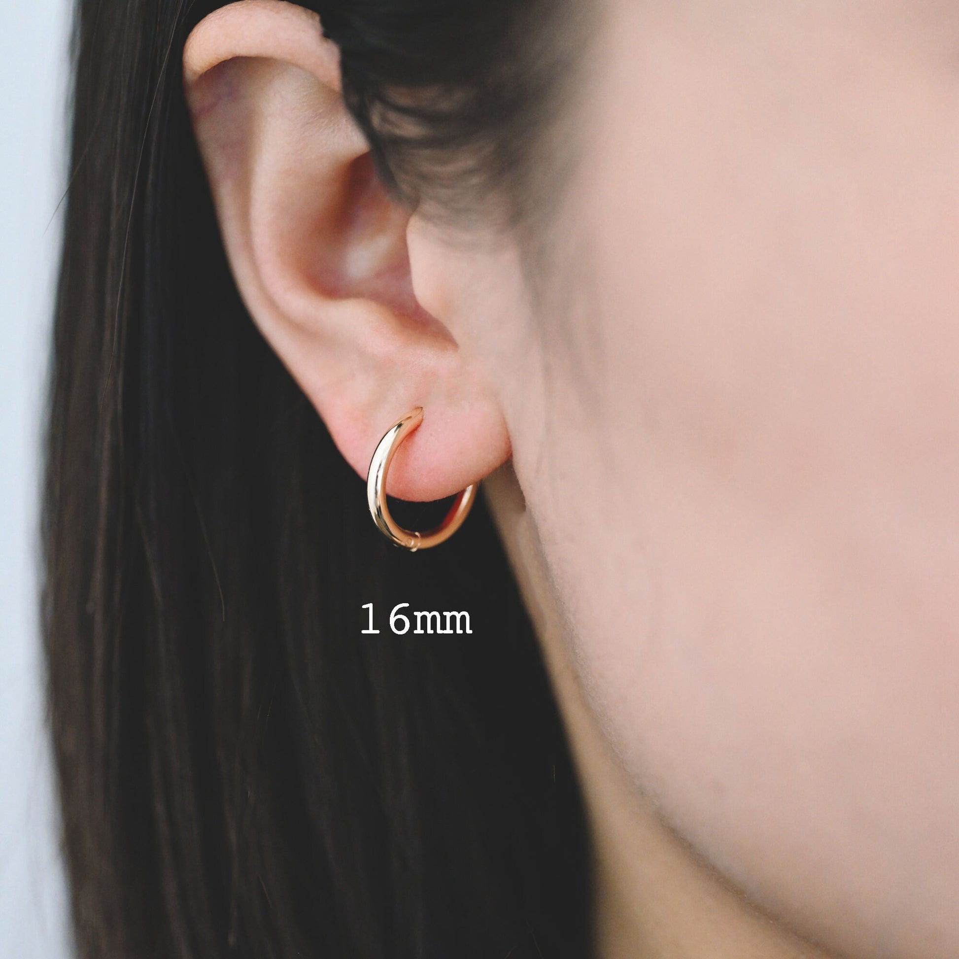 10pcs Gold/ Silver Tone Huggie Hoop Earrings, 2mm thick, 16/ 18/ 20mm, Stainless Steel Huggies, Minimalist Hoop Earrings (GB-2209)