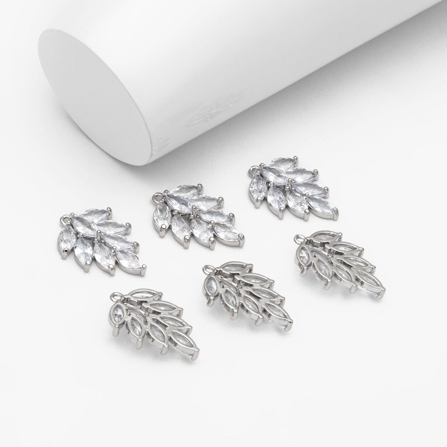 4pcs CZ pave Gold/ Silver Tone Leaf Charms, 18K Gold/ Rhodium plated Brass, 21/ 25mm, Cubic Zirconia Leaf Pendants (GB-3037)