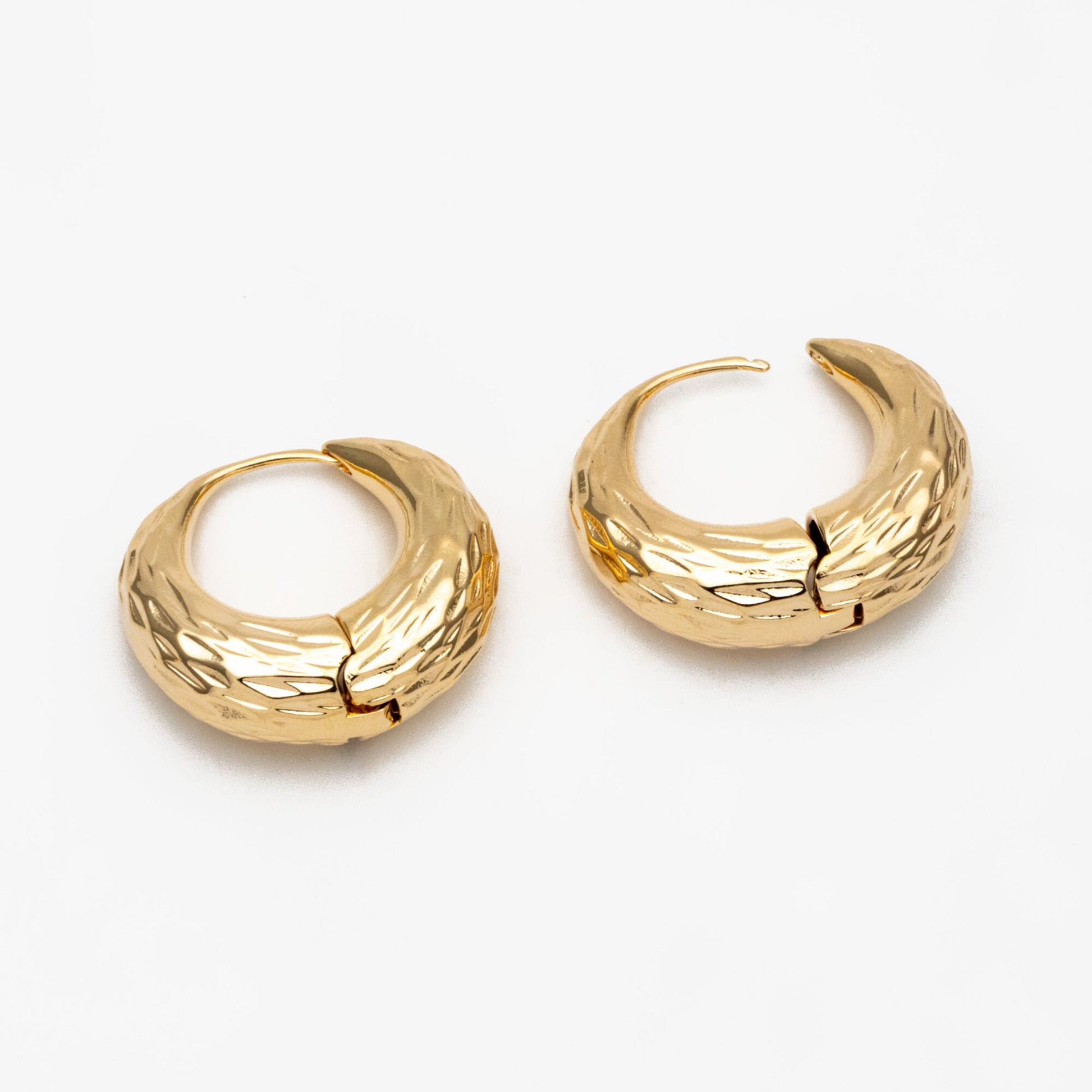 4pcs Gold/ Silver Tone Circle Hoop Earrings, 18K Gold/ Rhodium plated Brass, Chunky Huggie Earrings (GB-4447)