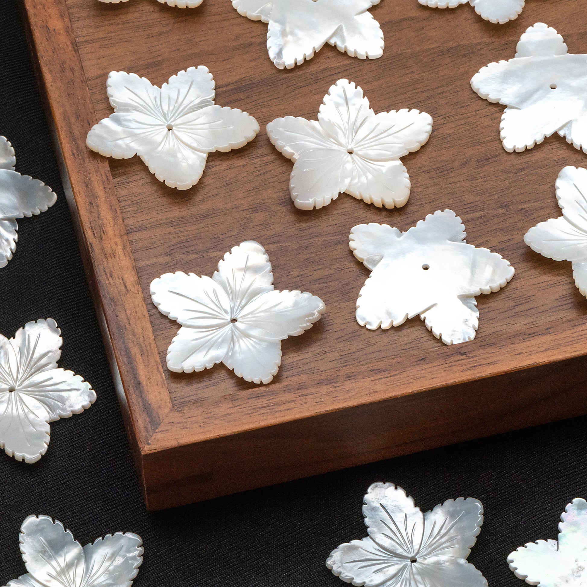 10pcs White Mother of Pearl Carved Flowers 35-43mm, Unique Large Shell Flowers (V1162)