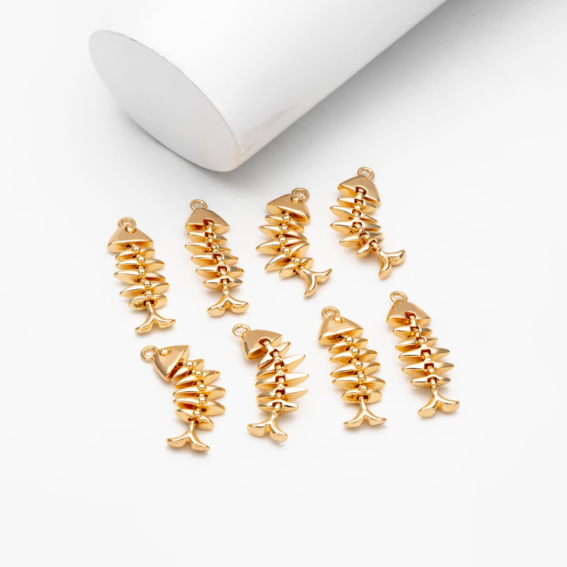 4pcs Gold Fishbone Charms, Gold Plated Brass Fishbone Pendant, Skeleton Pendant (GB-2936-D)