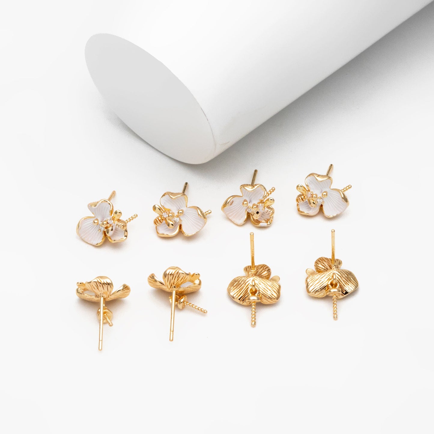 4pcs White Enamel Flower and Bee Earrings, Pearl Earring Mounts, Half Drilled Pearls Earring Settings (GB-4448)