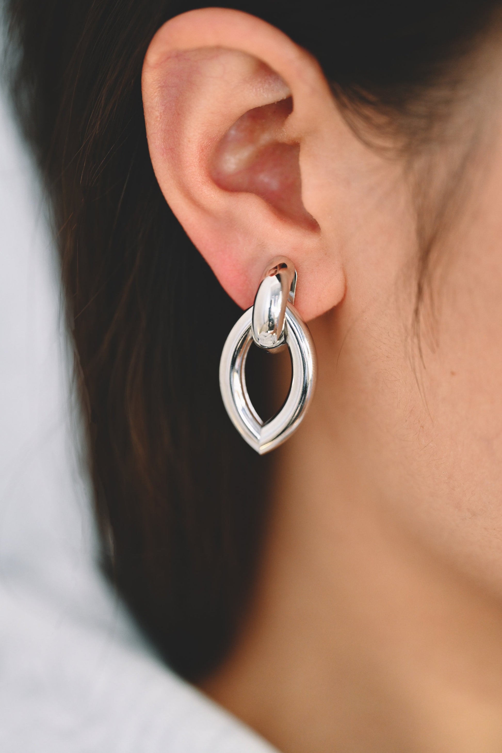 4pcs Gold/ Silver Tone Thick Tube Hoops, Marquise Earrings, Hollow Hoop Earrings, Chunky Hoops, Light Hoops (GB-2212)