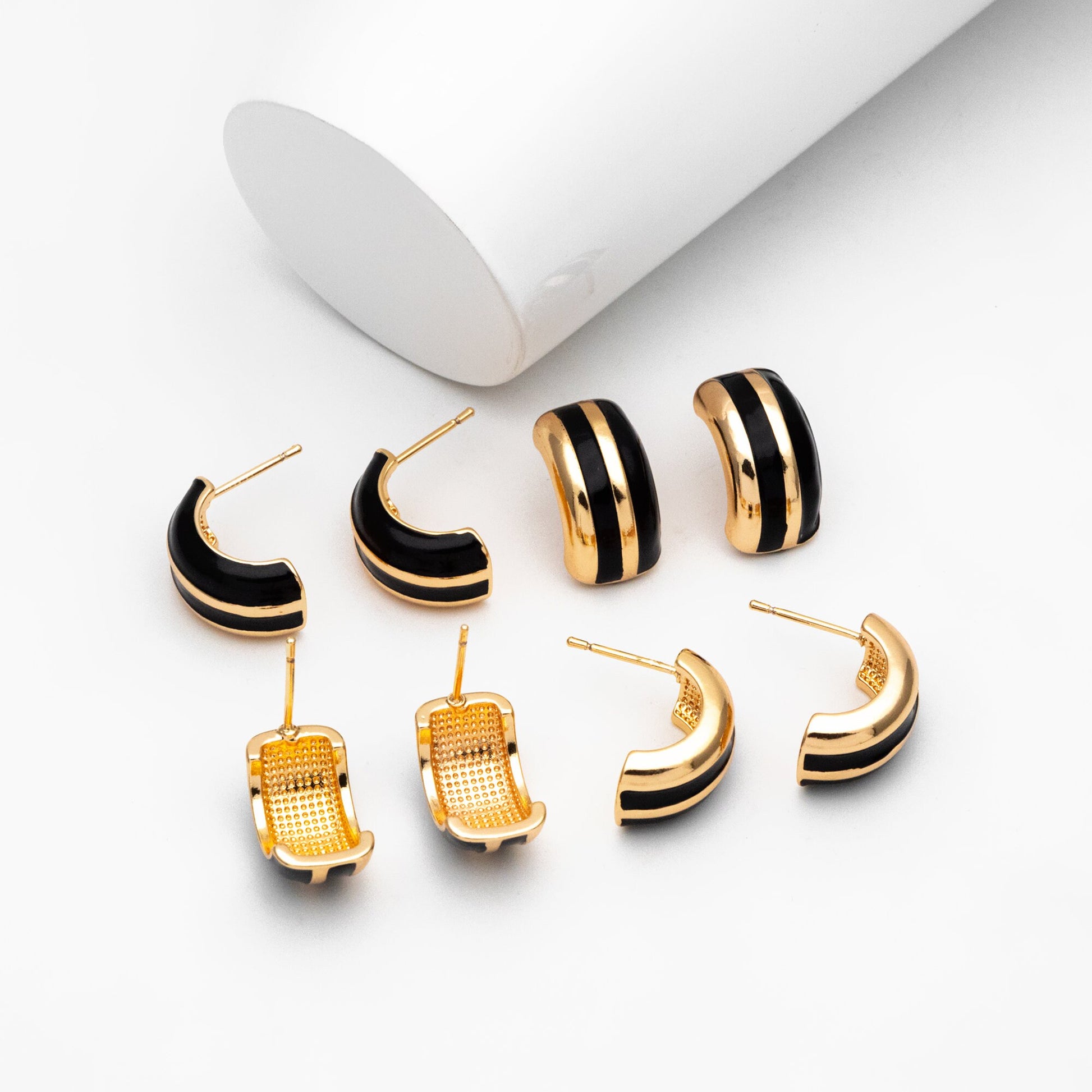 4pcs White/ Black Enamel Stud Earrings, 18K Gold plated Brass, Minimalist C Shaped Earrings (GB-4433)