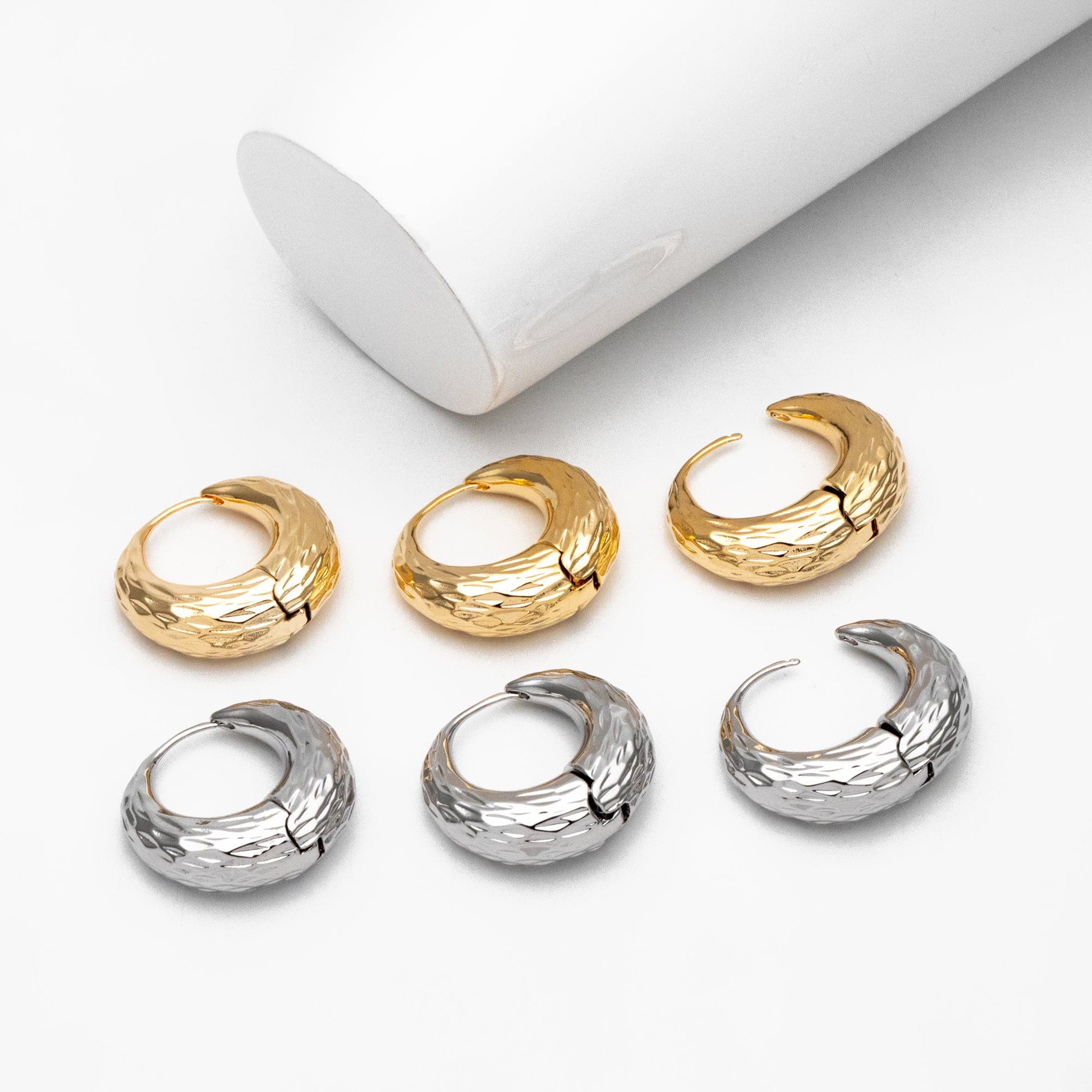 4pcs Gold/ Silver Tone Circle Hoop Earrings, 18K Gold/ Rhodium plated Brass, Chunky Huggie Earrings (GB-4447)