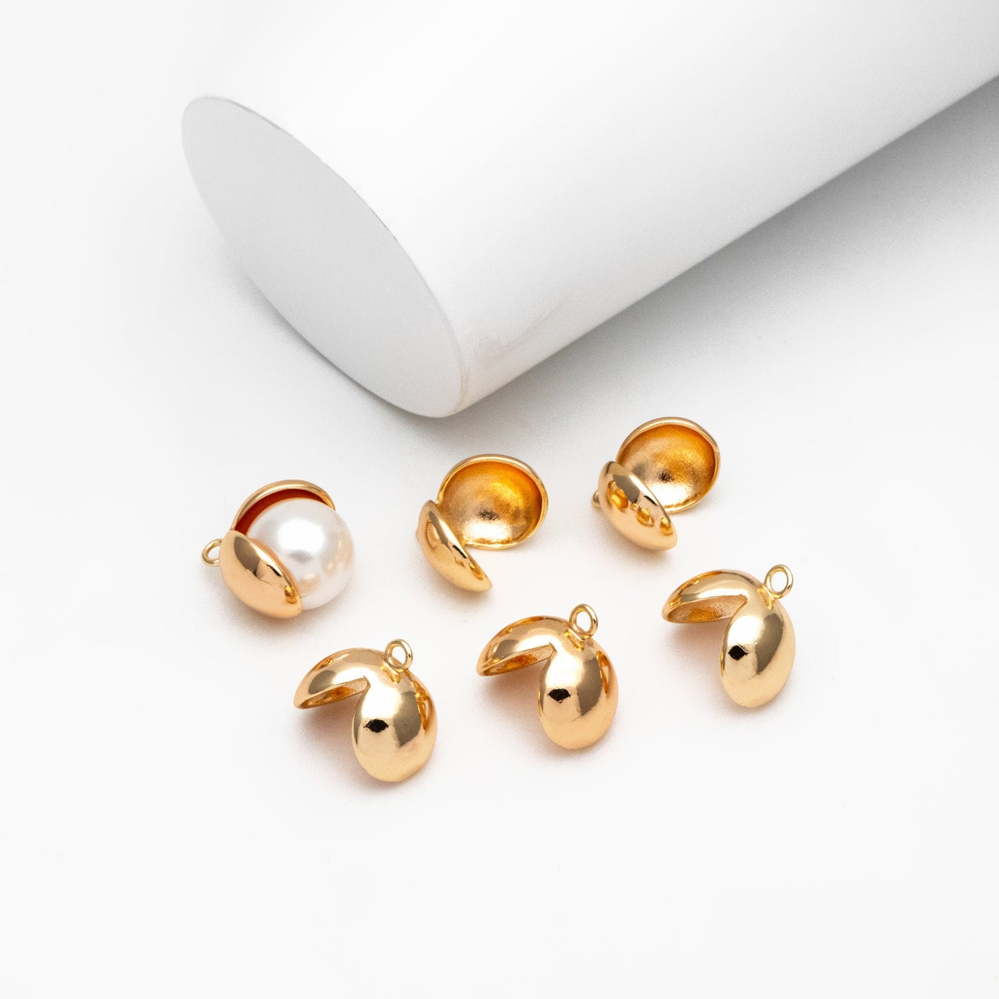 10pcs Gold Floral Bead Cap Charms 10mm, Gold plated Brass, Lead Nickel Free (GB-225)