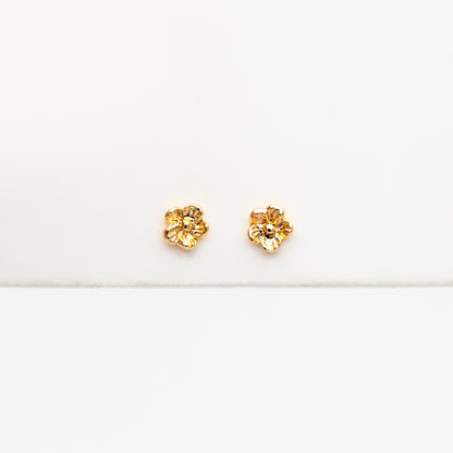 10pcs Gold Flower Earrings 4mm, 18K Gold Plated Brass, Floral Earring Studs (GB-4456)