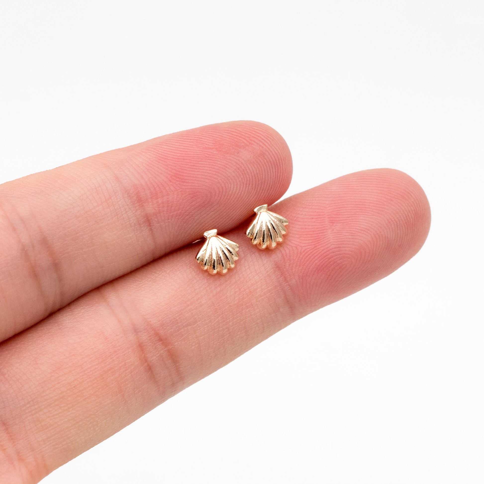 10pcs Gold/ Silver Shell Earring 6x6mm, Gold/ Rhodium plated Brass Seashell Stud Earrings (GB-4460)