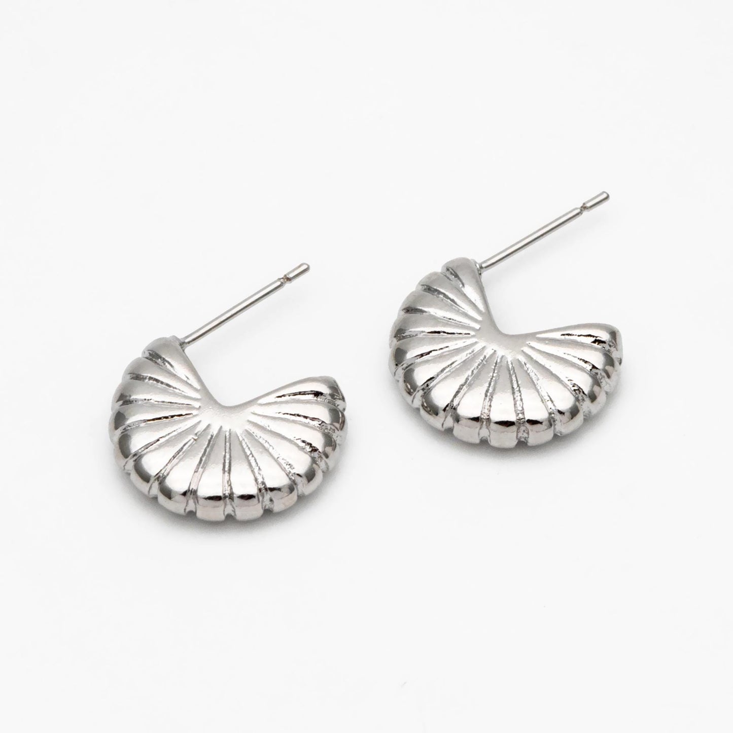 4pcs Gold/ Silver Shell Earrings 17mm, Gold/ Rhodium plated Brass, Dainty Geometric Stud Earrings (GB-4478)