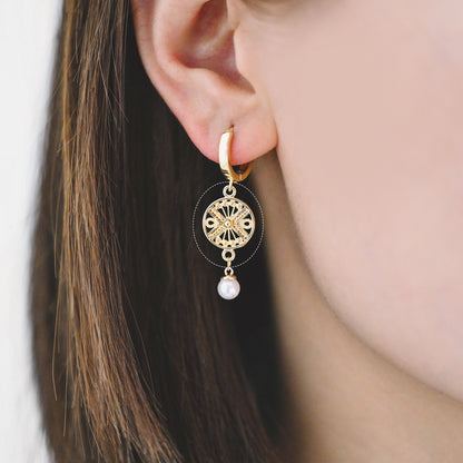 10pcs Gold Round Filigree Connectors 18x12mm, 18K Gold plated Brass, Round Charm with 2 Loops (GB-3091-B)