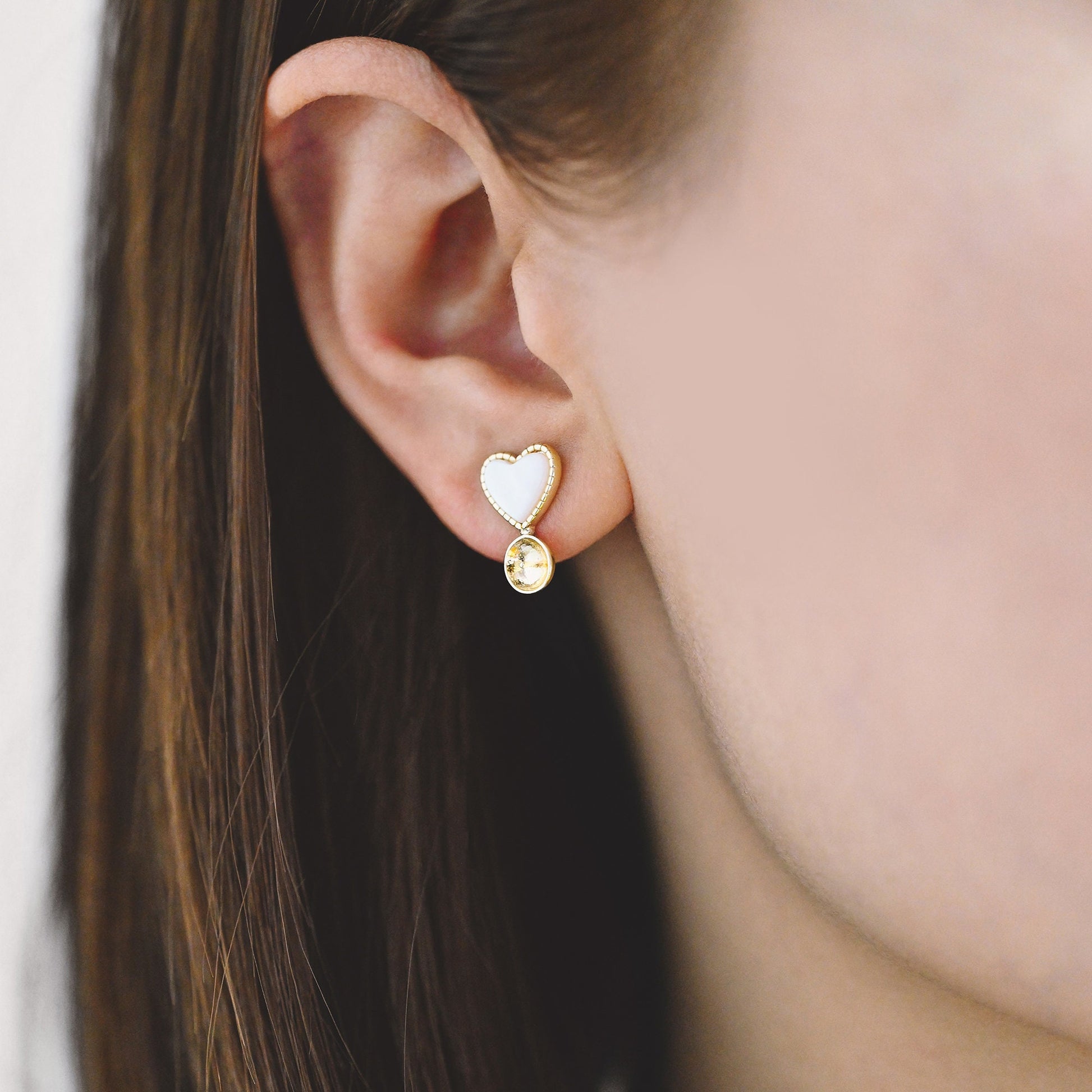 4pcs Shell Pave Gold Heart Earrings, Pearl Peg Earring Mounts, Half Drilled Pearl Earring Settings (GB-4374)