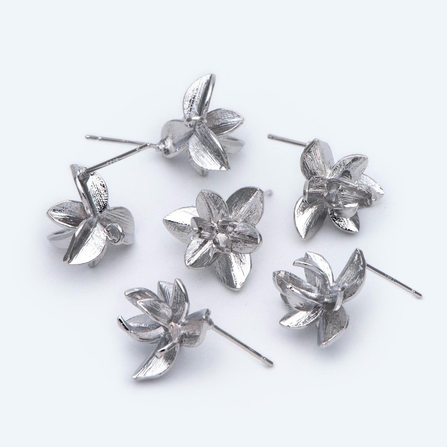 10pcs Gold/ Silver Tone Flower Ear Post with Loop, 15mm, 18K Gold/ Rhodium Plated Brass, Foral Stud Earrings (GB-984)