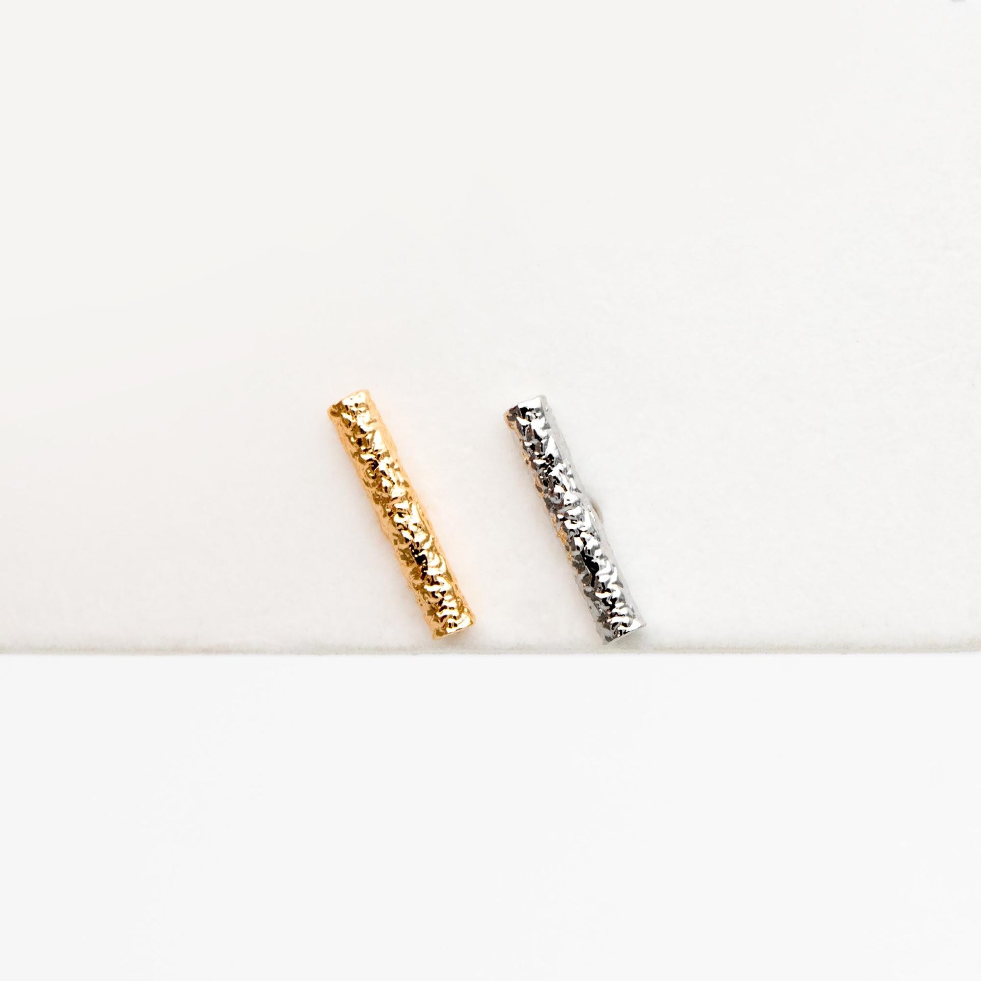 10pcs Gold/ Silver Tone Hammered Bar Earrings, Gold/ Rhodium plated Brass, Stick Stud Earrings (#GB-4491)