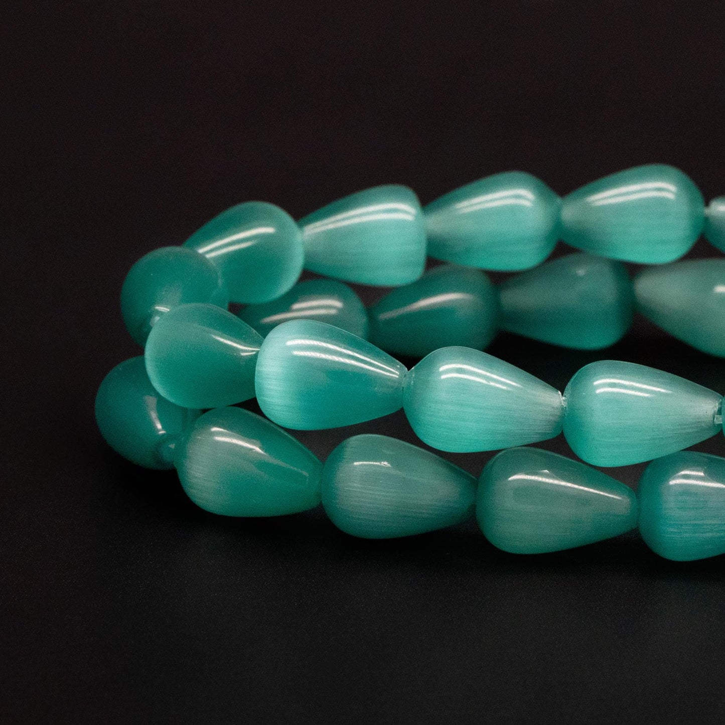 28pcs Green Smooth Teardrop Cat's Eye Beads, 8x12mm, For Jewelry Making (TR-075)