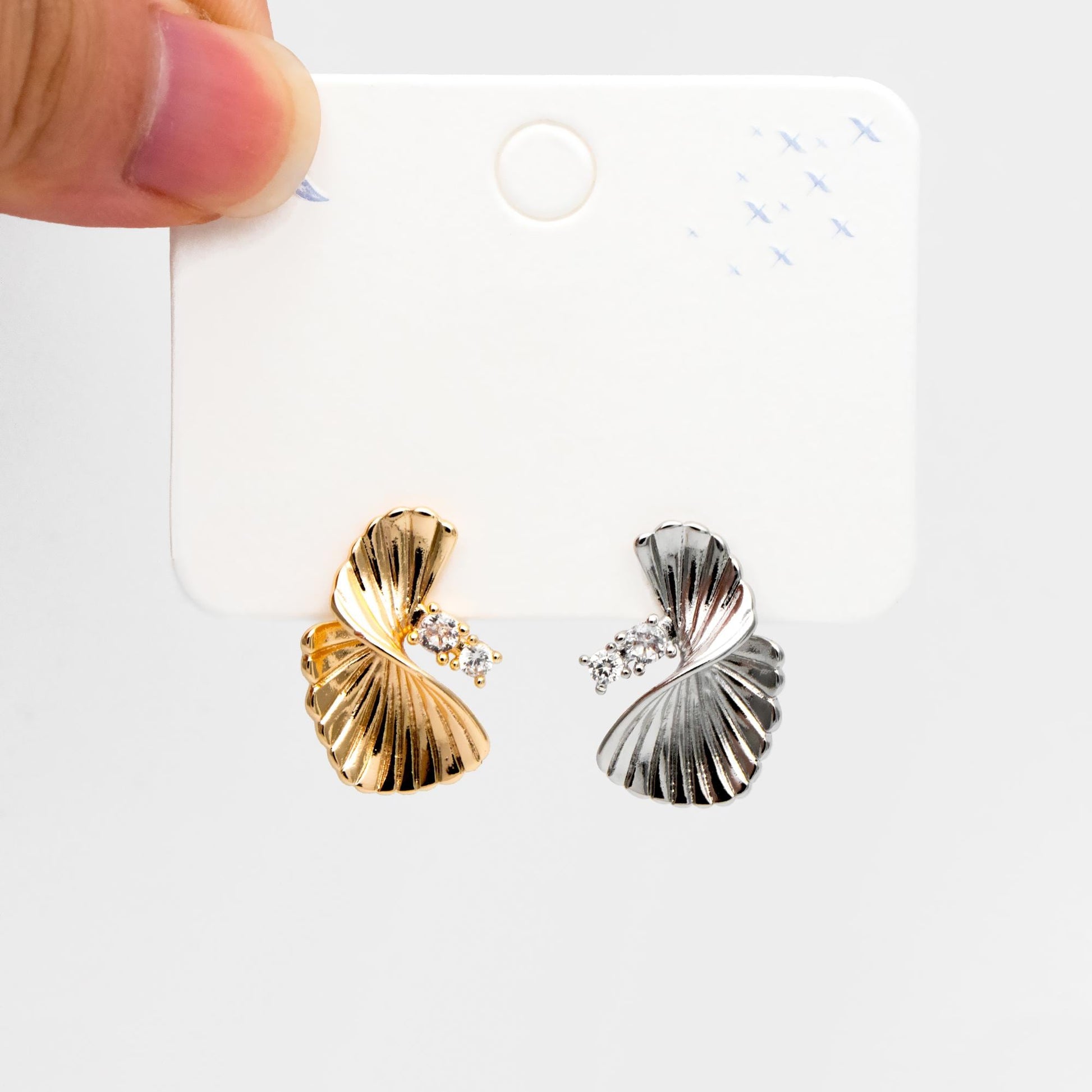 4pcs CZ Pave Leaf Earrings: Gold/ Rhodium Plated Brass Studs (GB-4510)