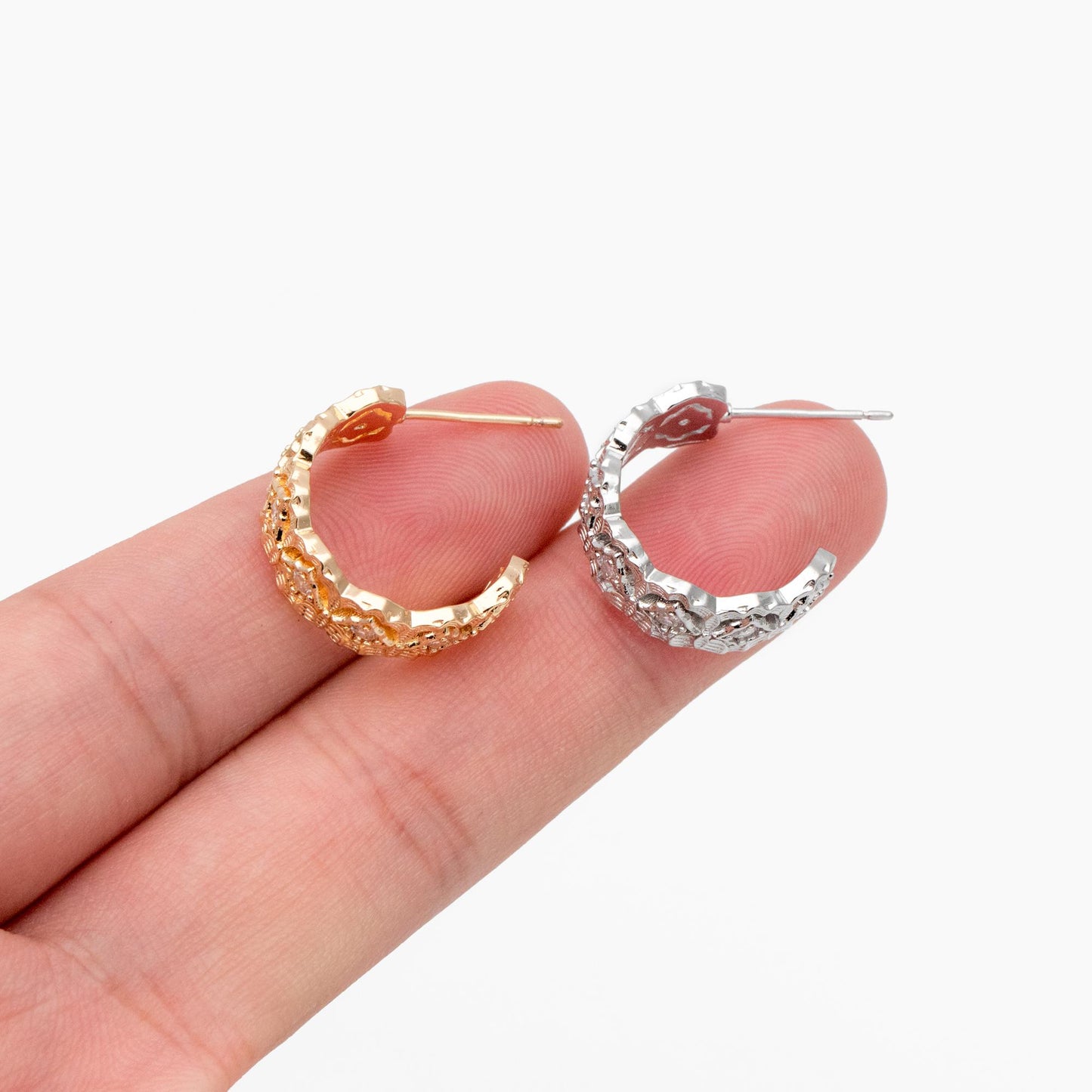 4pcs CZ Pave Gold/ Silver Tone Round Circle Earrings, Gold/ Rhodium plated Brass, Geometric Hoop Stud Earrings (GB-4512)