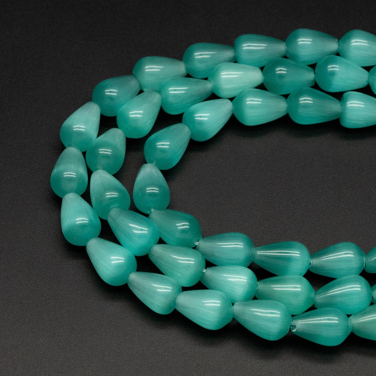 28pcs Green Smooth Teardrop Cat's Eye Beads, 8x12mm, For Jewelry Making (TR-075)