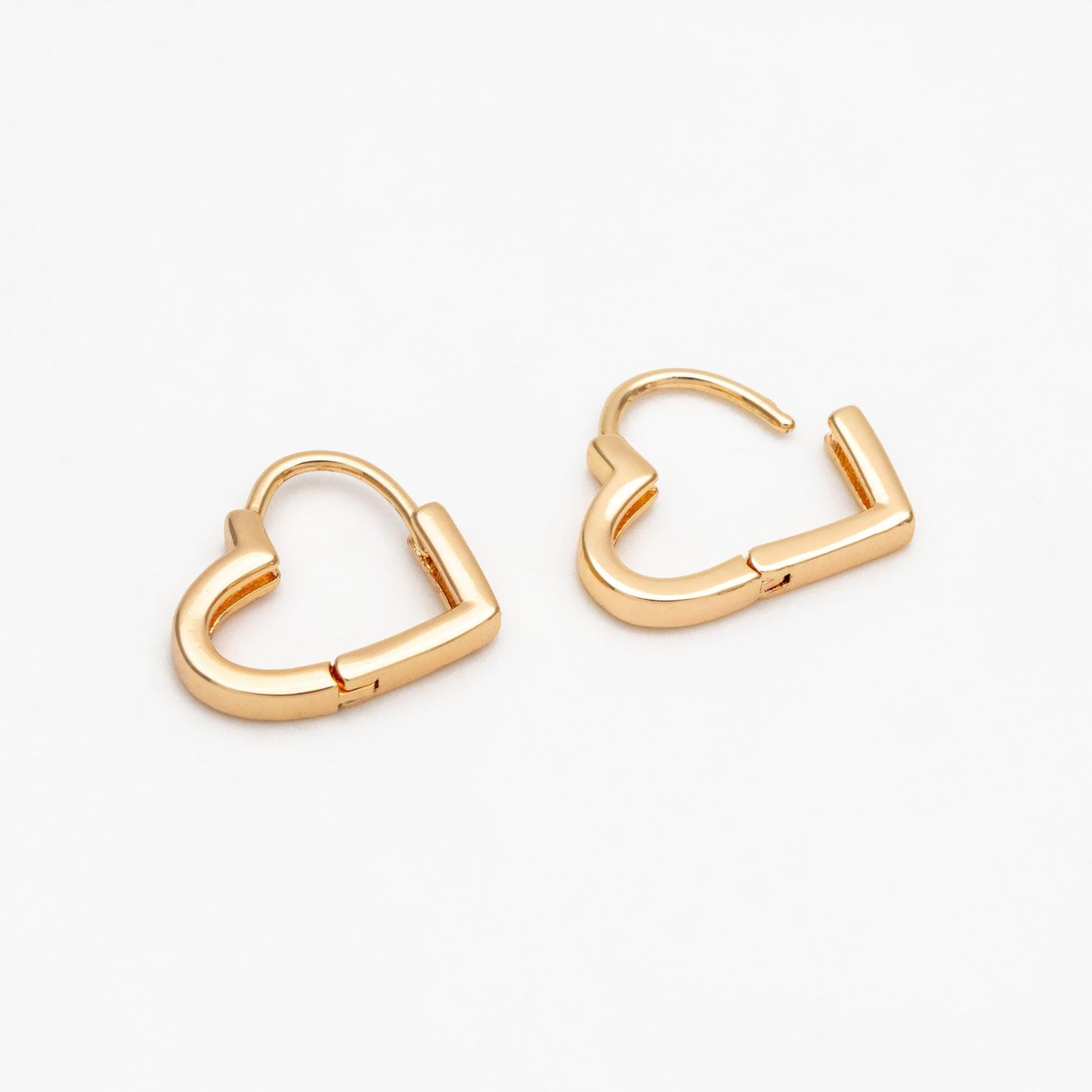 4pcs Gold/ Silver Tone Heart Huggie Earrings, 18K Gold/ Rhodium plated Brass, Dainty Hoop Earrings (GB-4535)