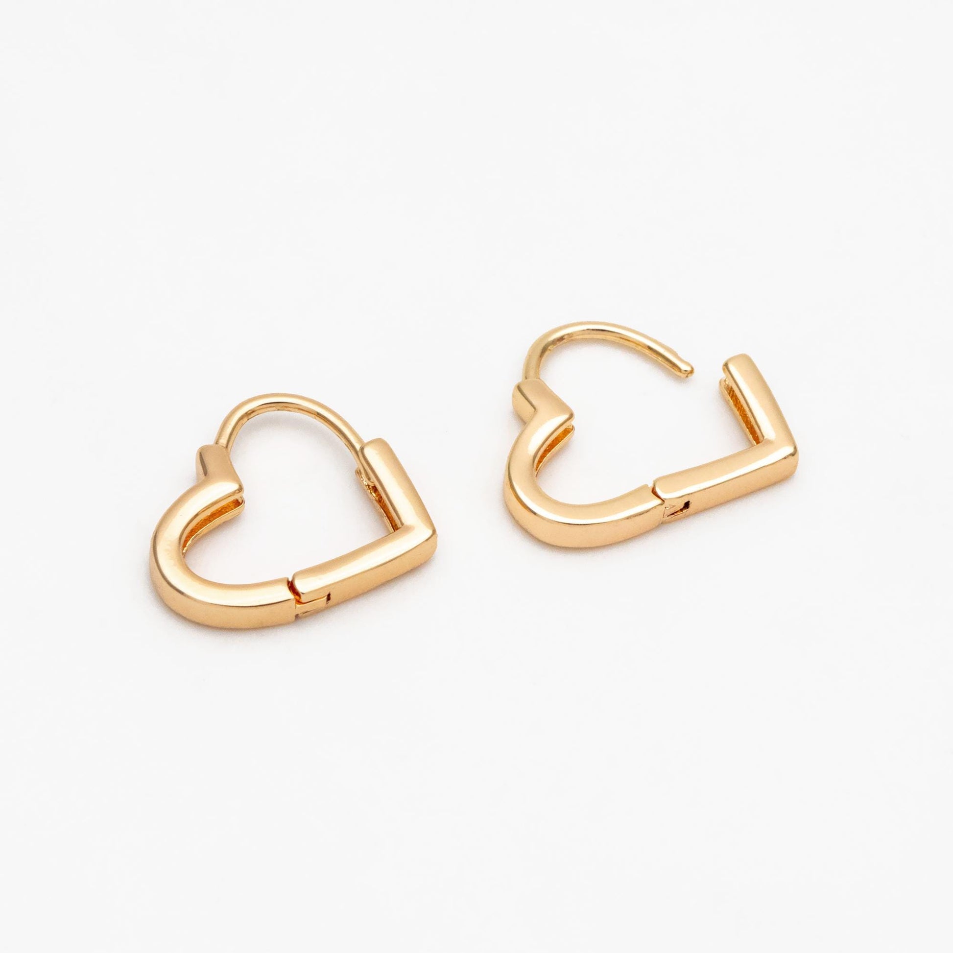 4pcs Gold/ Silver Tone Heart Huggie Earrings, 18K Gold/ Rhodium plated Brass, Dainty Hoop Earrings (GB-4535)