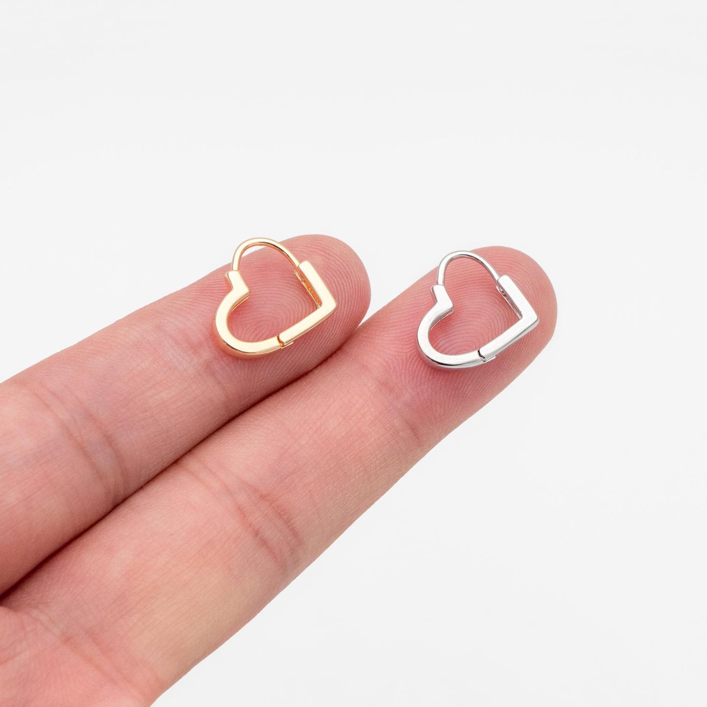 4pcs Gold/ Silver Tone Heart Huggie Earrings, 18K Gold/ Rhodium plated Brass, Dainty Hoop Earrings (GB-4535)