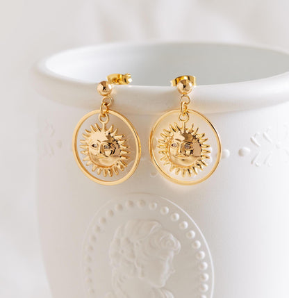 4pcs CZ Pave Gold Sun Face Charms 18x15mm, 18K Gold plated Brass, Sun Pendants (GB-1311-C)