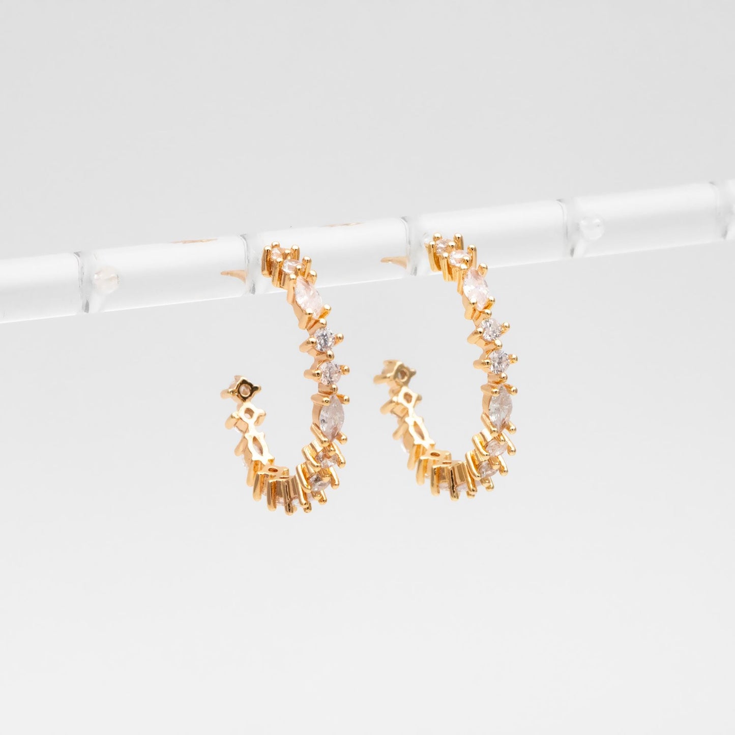 4pcs CZ Pave Gold/ Silver Round Circle Earrings, Gold/ Rhodium plated Brass, Geometric Hoop Stud Earrings (GB-4505)