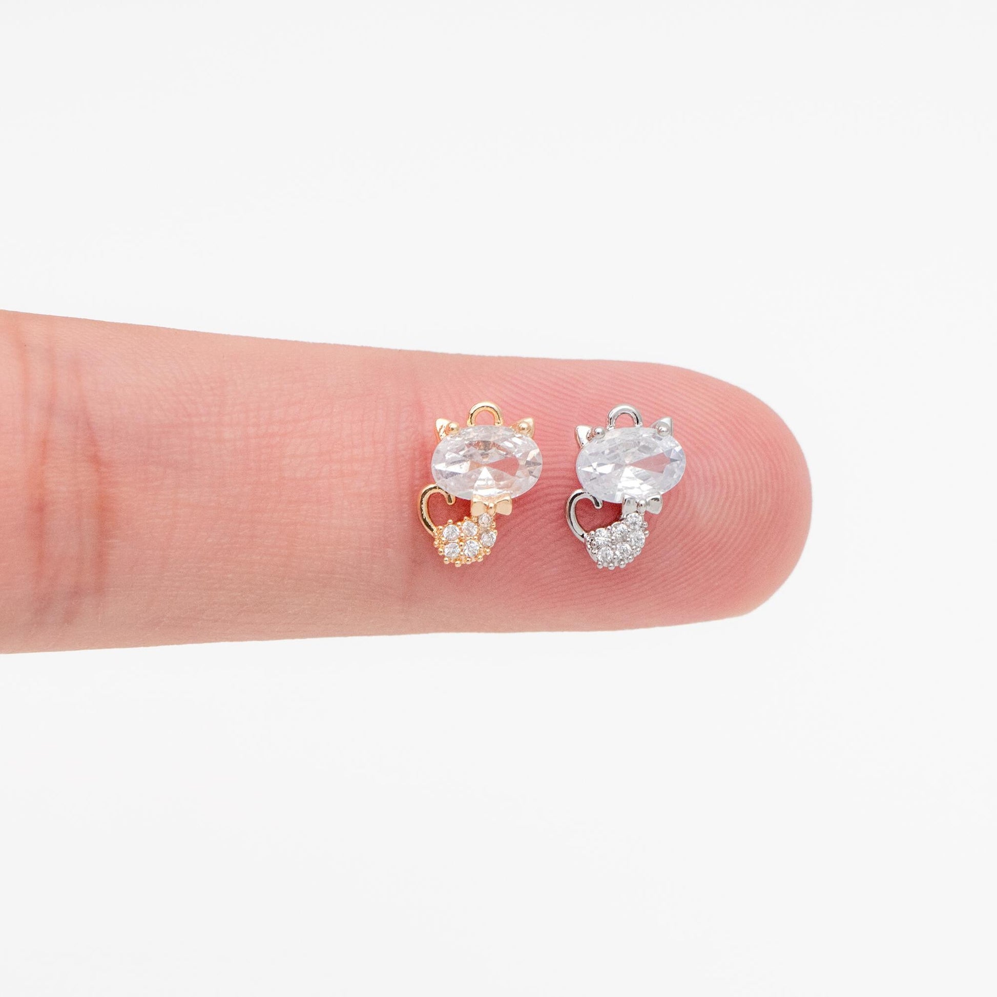 4pcs CZ Pave Gold/ Silver Tone Cat Charms, 18K Gold/ Rhodium plated Brass, Cute Animal Charms (GB-2074-A)