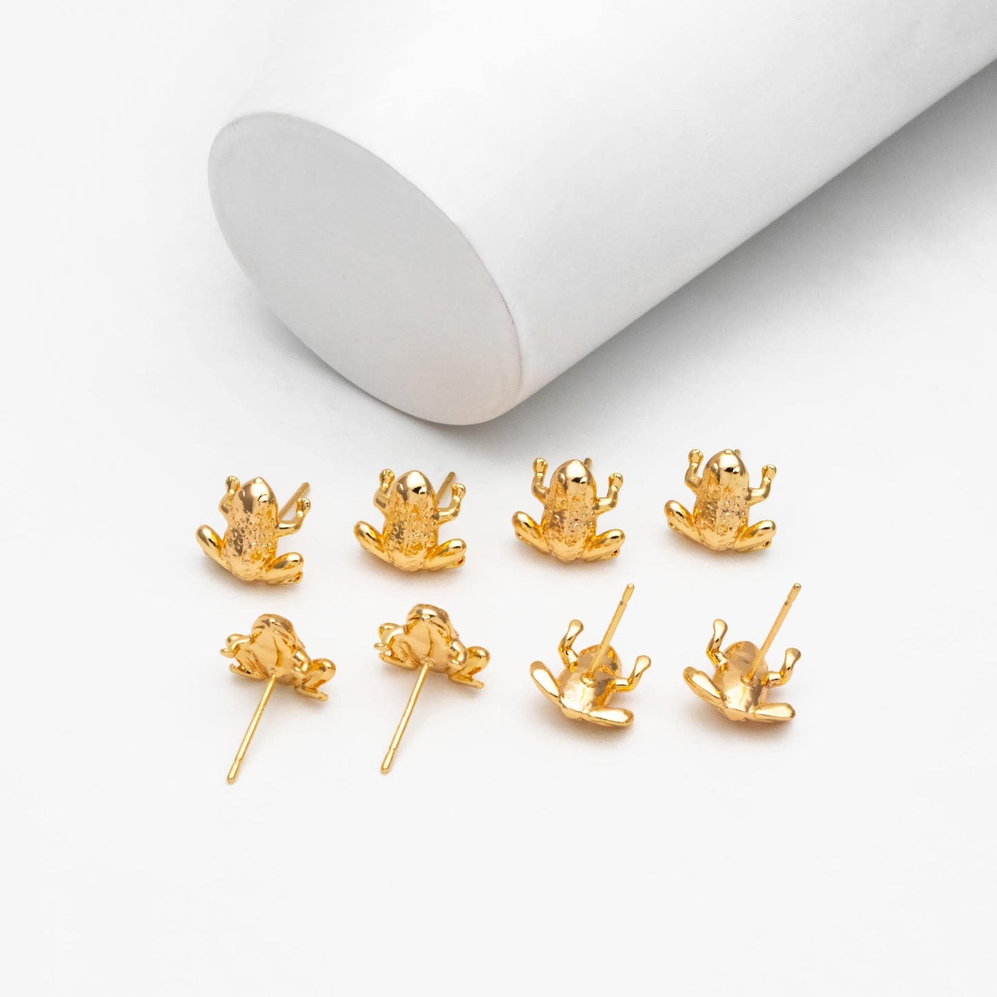 10pcs Gold Frog Earrings, Gold plated Brass, Cute Toad Stud Earrings (GB-4527)