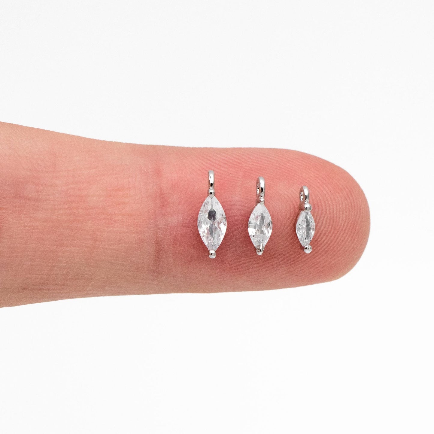 10pcs CZ pave Gold/ Silver tone Tiny Gold Leaf Charm, Gold/ Rhodium plated Brass, Horse Eye Charm (GB-1023)