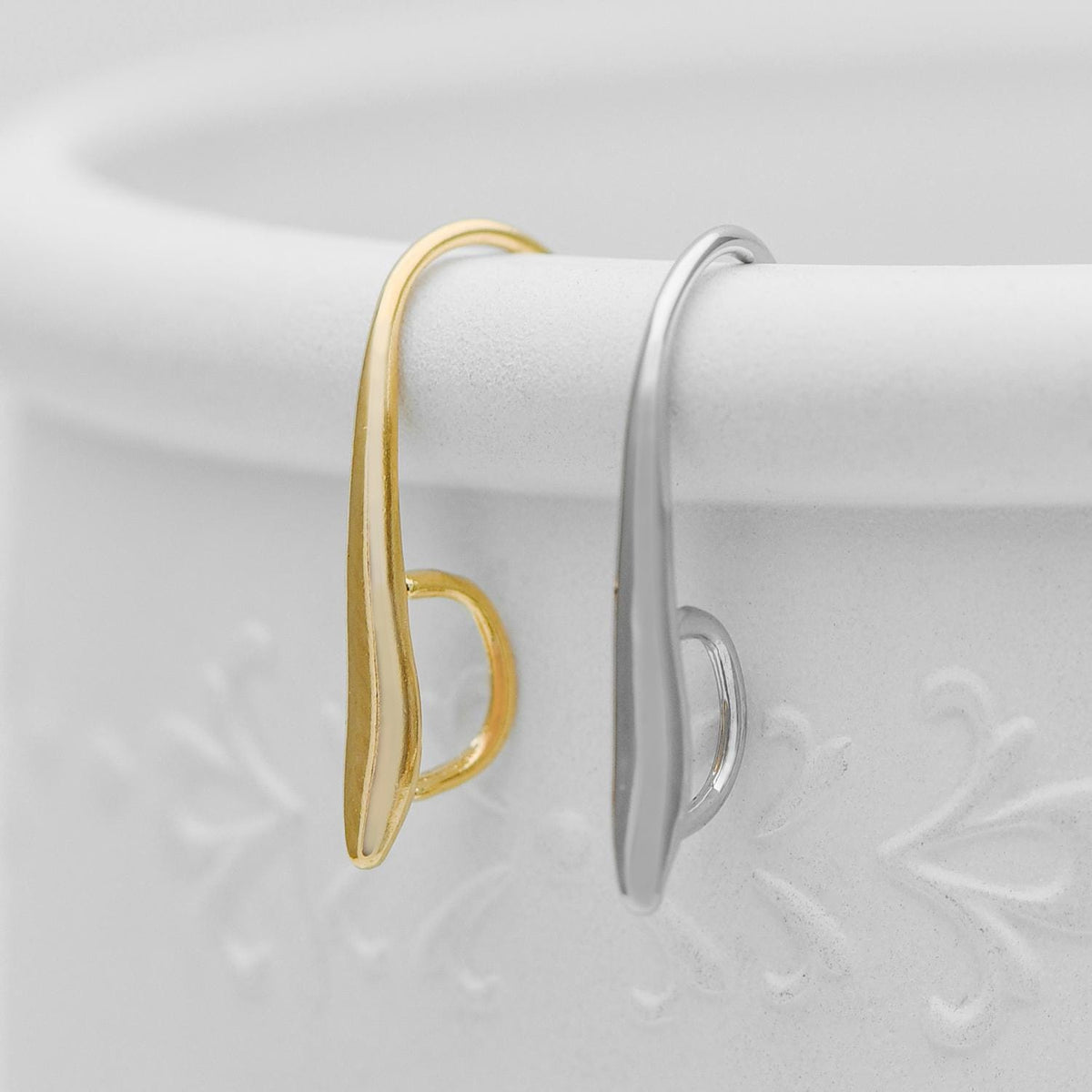 10pcs Gold/ Silver tone Ear Hooks 20x9mm, Gold/ Rhodium plated on Brass, Simple Large Earwires Earring Hooks (GB-3040-D)