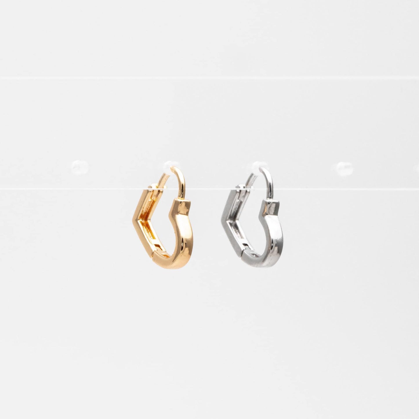 4pcs Gold/ Silver Tone Heart Huggie Earrings, 18K Gold/ Rhodium plated Brass, Dainty Hoop Earrings (GB-4535)
