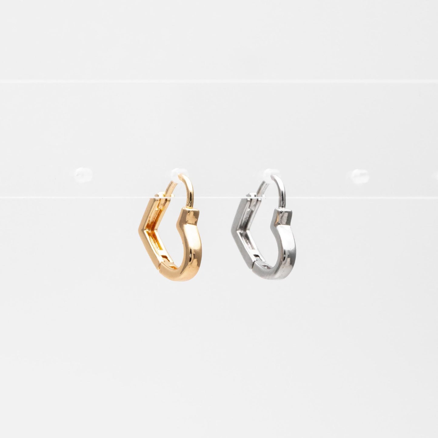 4pcs Gold/ Silver Tone Heart Huggie Earrings, 18K Gold/ Rhodium plated Brass, Dainty Hoop Earrings (GB-4535)