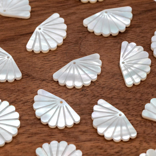 4pcs Fan-Shaped White Mother of Pearl Charm, MOP Shell Pendant, Shell Charm, Mother of Pearl Jewelry Making Findings (V1436)