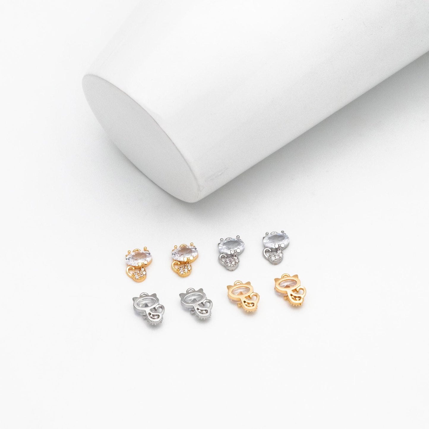 4pcs CZ Pave Gold/ Silver Tone Cat Charms, 18K Gold/ Rhodium plated Brass, Cute Animal Charms (GB-2074-A)