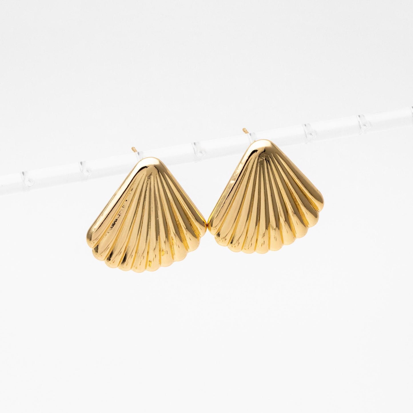 4pcs Gold/ Silver Shell Earrings, Gold/ Rhodium plated Brass, Dainty Seashell Stud Earrings (GB-4572)