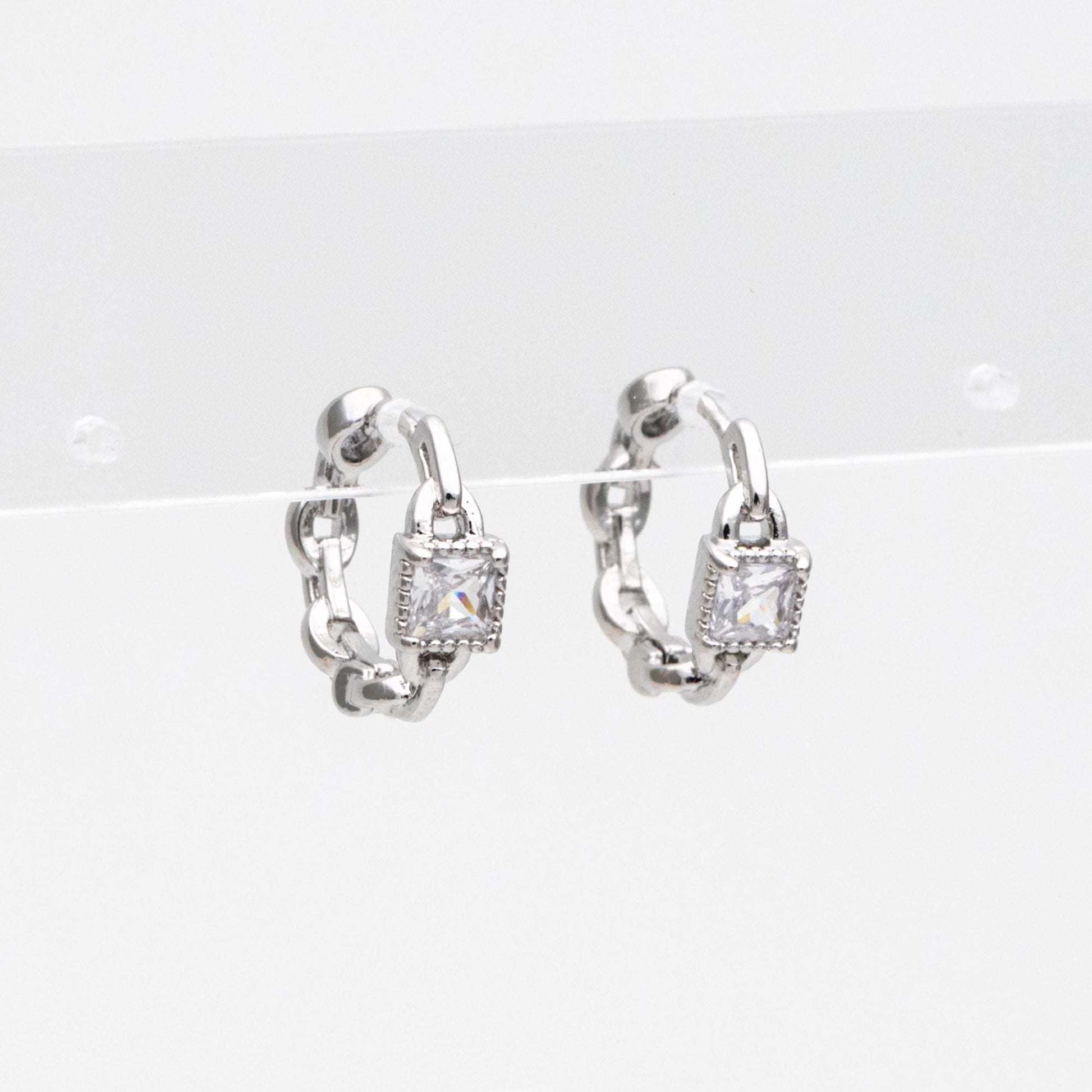 4pcs CZ Pave Gold/ Silver Tone Chain Hoop Earrings, 18K Real Gold/ Rhodium plated Brass, Huggie Earrings, Chain Earrings (GB-3020-B)