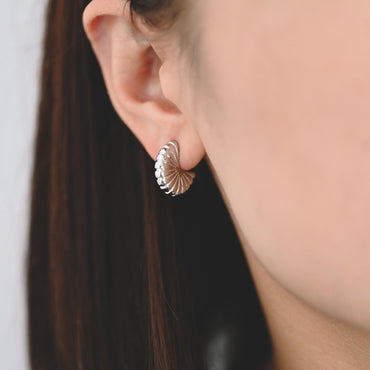 4pcs Gold/ Silver Shell Earrings 17mm, Gold/ Rhodium plated Brass, Dainty Geometric Stud Earrings (GB-4478)