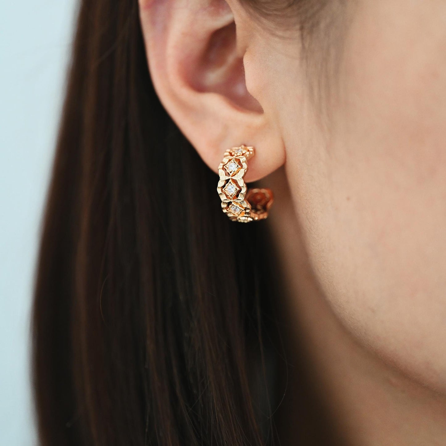 4pcs CZ Pave Gold/ Silver Tone Round Circle Earrings, Gold/ Rhodium plated Brass, Geometric Hoop Stud Earrings (GB-4512)