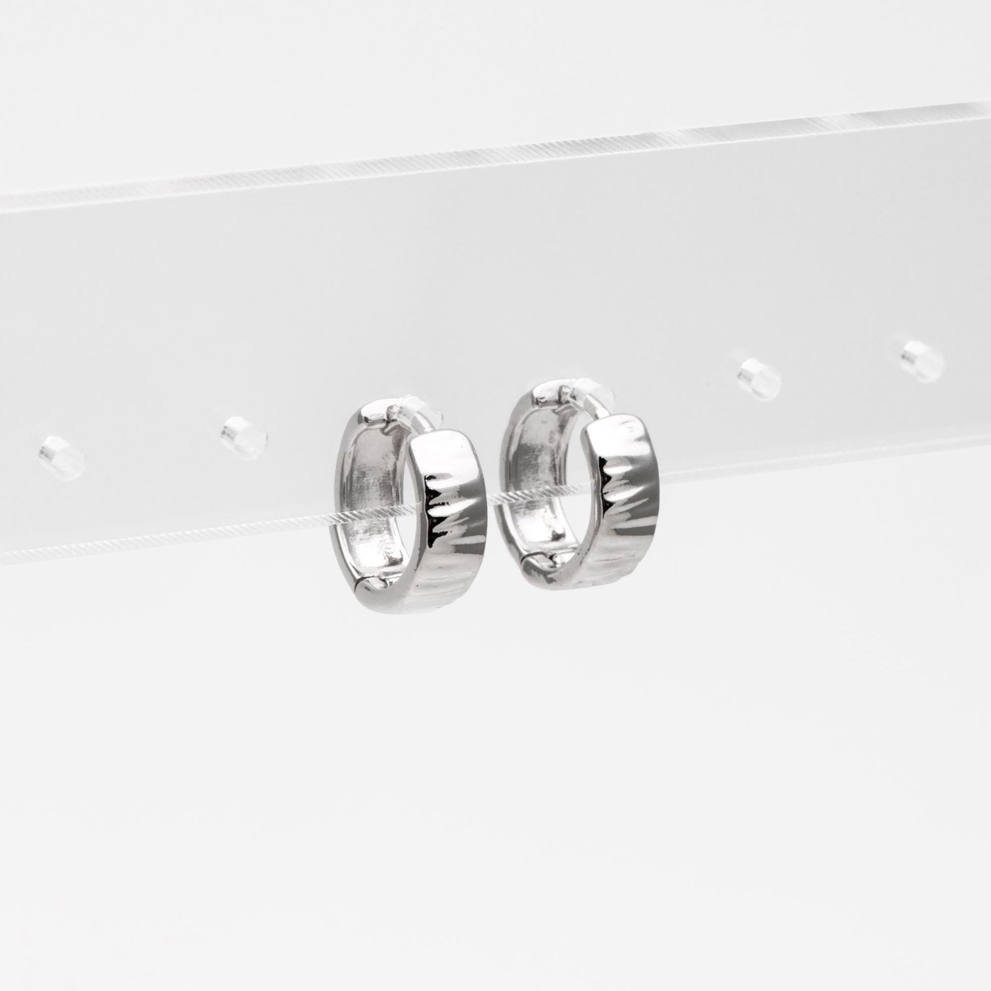 4pcs Gold/ Silver Wrinkled Hoop Earrings, Gold Huggie Earrings, Gold Hoops, Huggies (GB-4291)