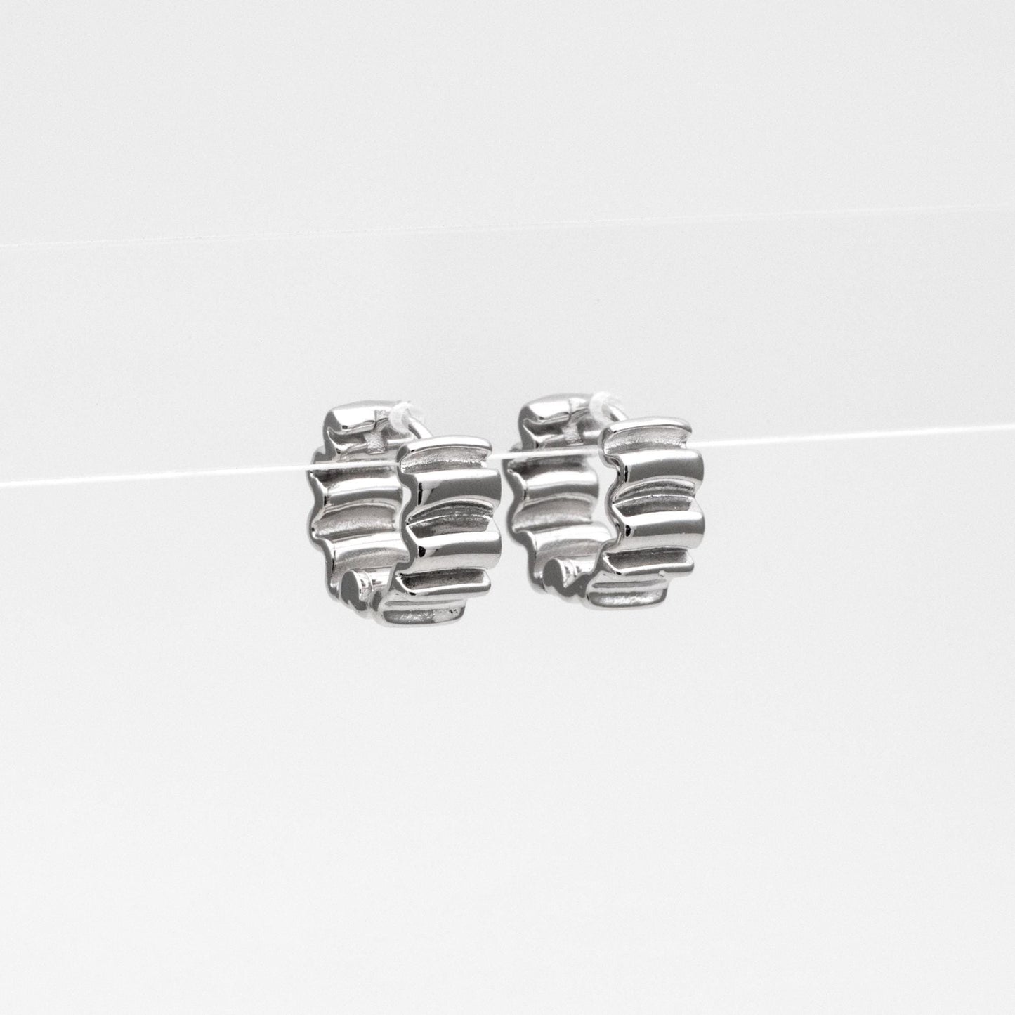 4pcs Gold/ Silver Wave Hoop Earrings, Gold/ Rhodium Plated Brass Huggie Earrings, Huggie Hoops (GB-4283)