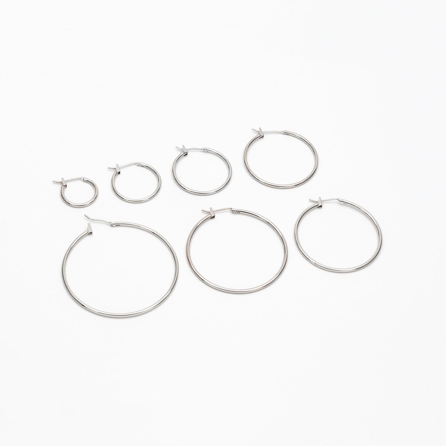 10pcs Gold/ Silver Tone Hoop Earrings, Size 15/ 20/ 25/ 30/ 35/ 40/ 45mm by 1.5mm Thick, Huggie Minimalist Earrings (GB-2812)