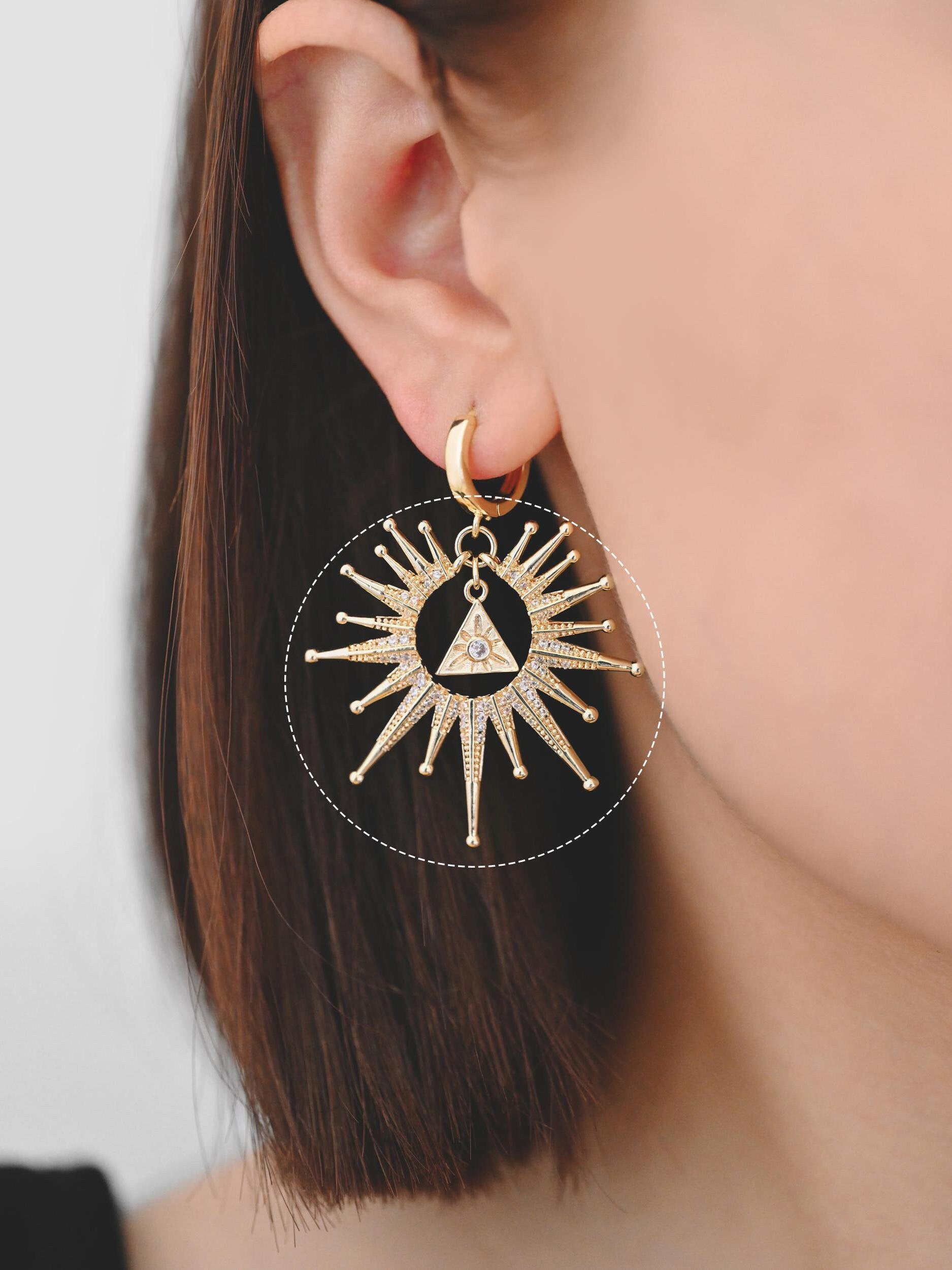 4pcs CZ Pave Gold/ Silver Sun Charms, 18K Gold/ Rhodium plated Brass, Sun Pendant (GB-2259-D)