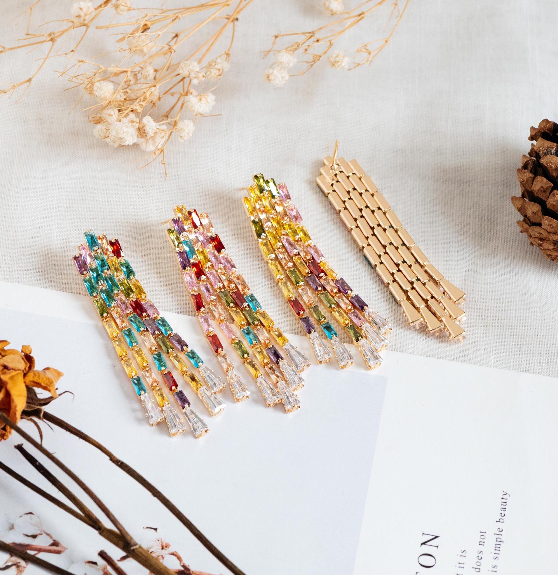 4pcs CZ Pave Chain Tassel Earrings, Long Tassel Stud Earring, Gold Dangling Earrings, Random Rainbow Mix Color (GB-4604)